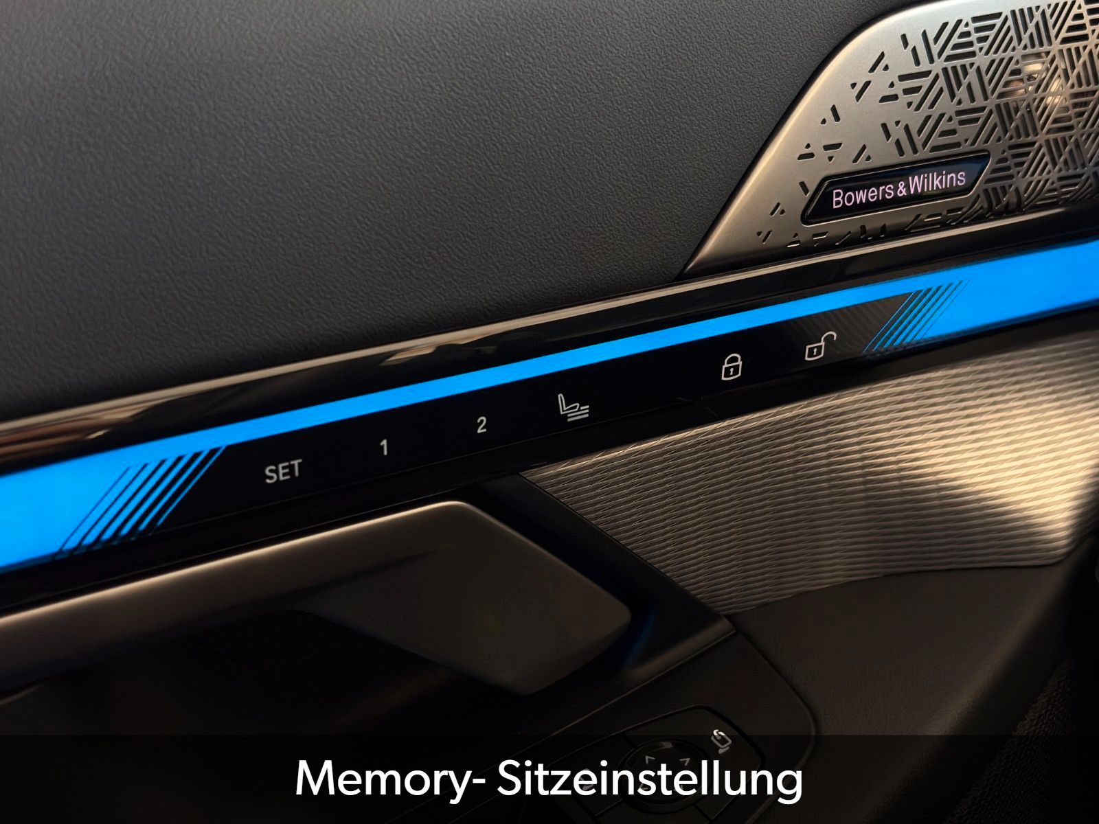 Fahrzeugabbildung BMW i5 eDrive40 Touring M Sport Shadow 360° B&W HuD