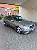 Mercedes-Benz E 320 AVANTGARDE TÜV NEU - gebrauchte Mercedes-Benz E 320 aus dem Jahr 2003