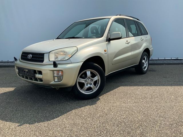 Toyota RAV 4 4X4 klima Cruise automatik Alu felg Marge