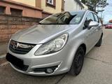 Opel Corsa 1.2 Color Edition Automatik Color TÜV Neu - Opel Corsa aus 2011: 1.2