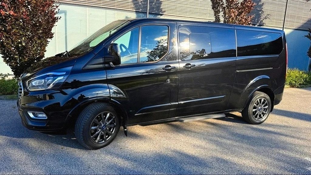 Image of Ford Tourneo Custom