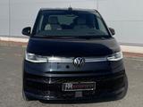 Volkswagen T7 Multivan Style LR el.Sitze ACC DCC SHZ Leder - gebrauchte VW Kleinbus