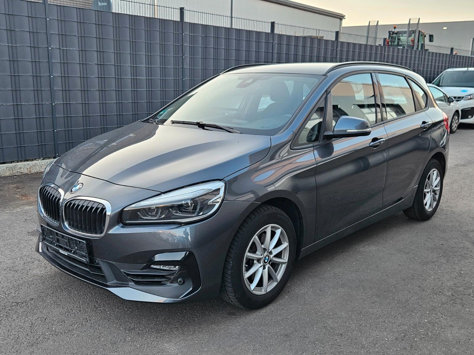 BMW 218 Active Tourer Advantage Autom. Rückfahrk LED