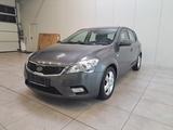 Kia cee'd / Ceed 1.6 / NAVI / RCAM / - Kia: Allradantrieb