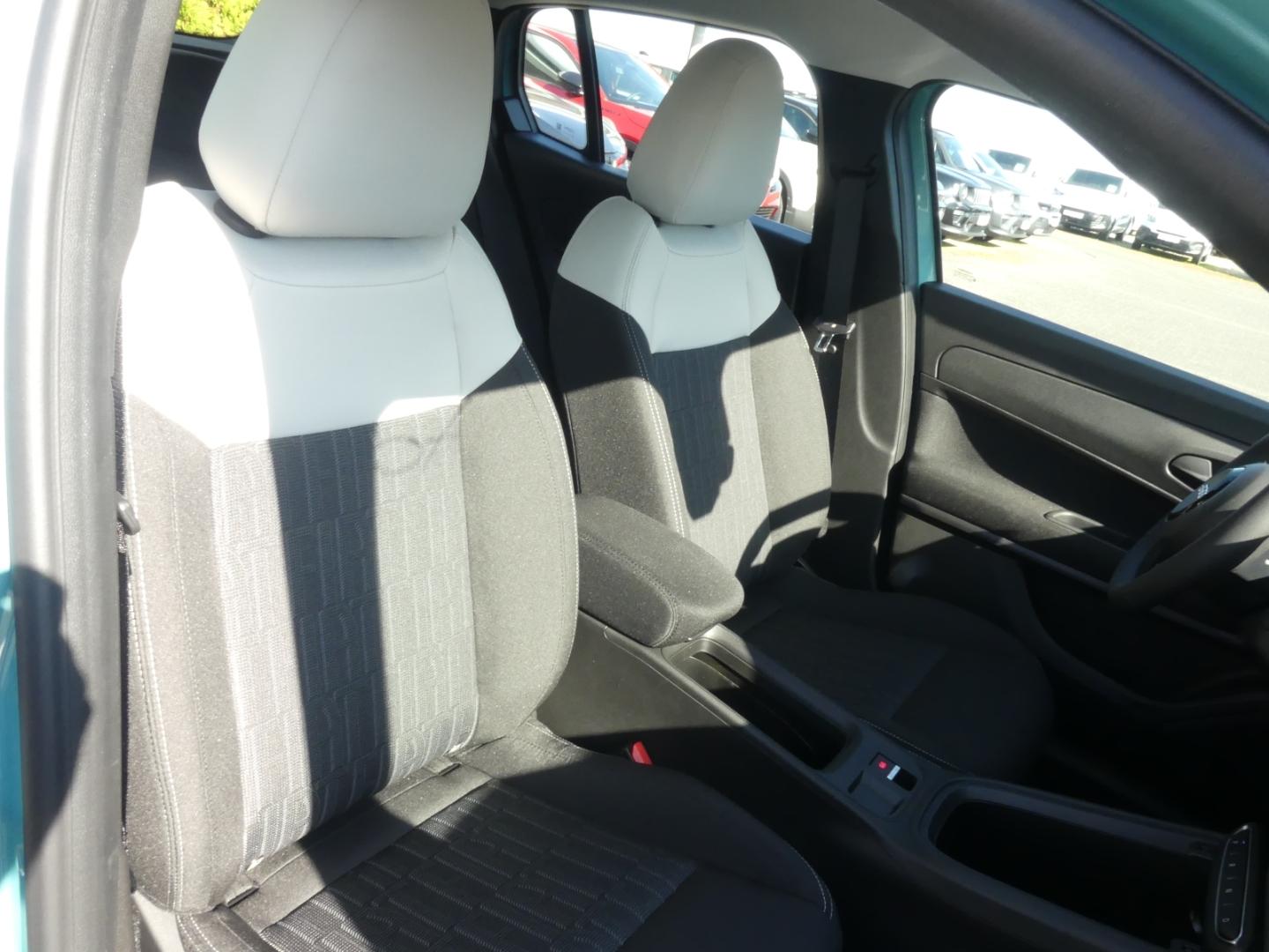 Fiat 600 HYBRID ICON 1.2 110 PS DCT6 KOMFORT NAVI KAM, миниатюра 17