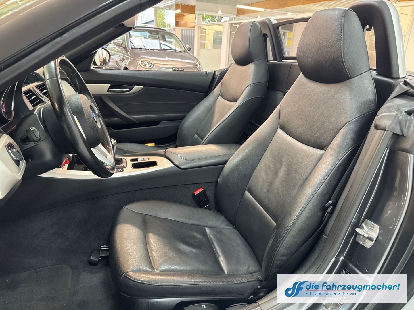 Fahrzeugabbildung BMW Z4 sdrive 18 i Roadster El. Verdeck AD Leder Xen