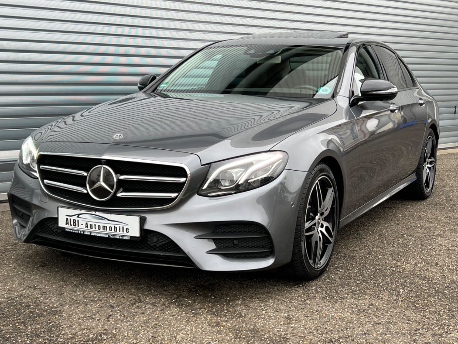 MERCEDES-BENZ E 350 d - Lim. AMG / MassageSi. / 360 / StandHz.