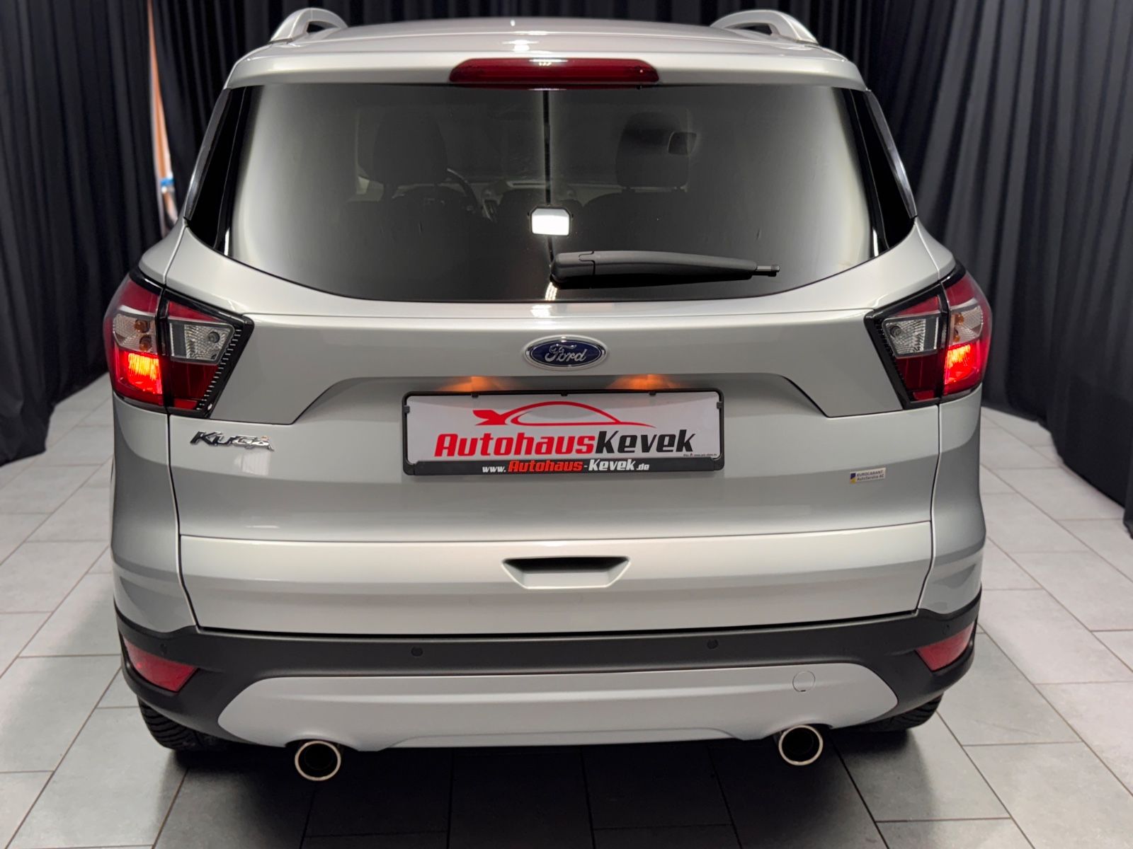 Fahrzeugabbildung Ford Kuga Cool & Connect|NAVI|1.HAND|