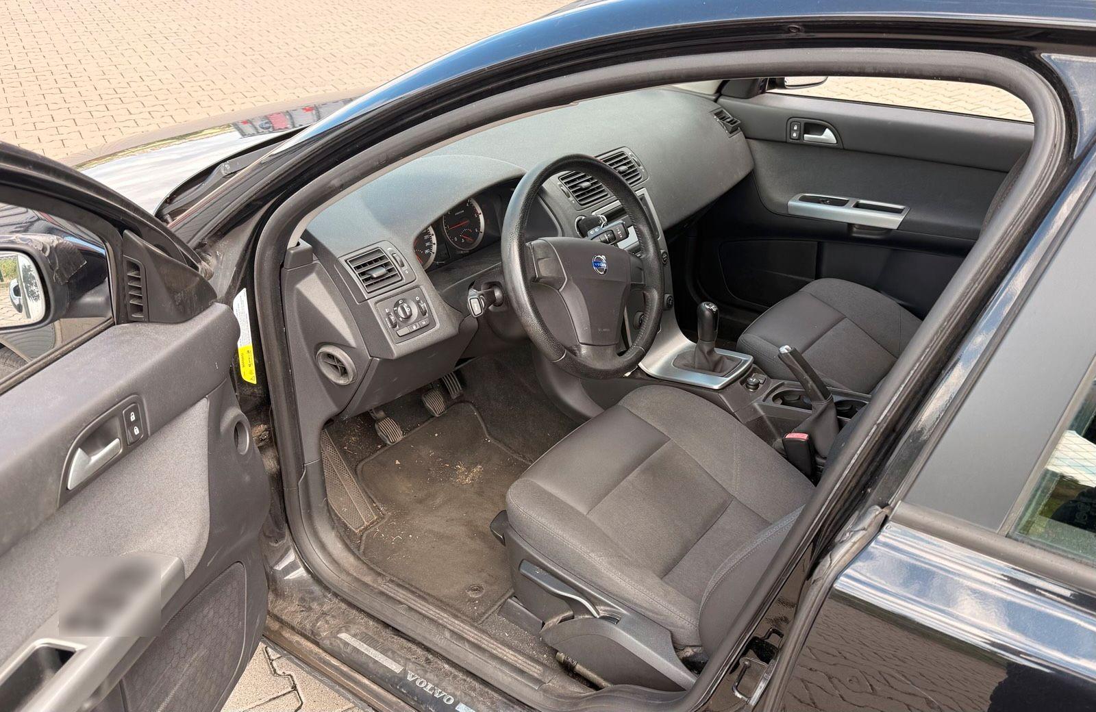 Volvo V50 2005 — photo 5