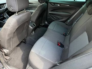 Opel Insignia B ST Business+LED+LkHz+Navi+HeadUp