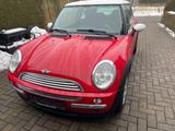 MINI COOPER Chili Red - gebrauchte MINI MINI aus dem Jahr 2002