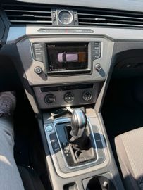 Volkswagen Passat Variant - 12