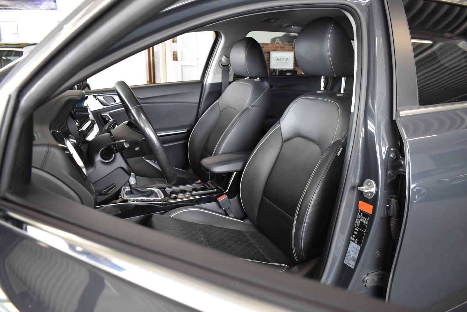 Kia Ceed 1.4 TGDI Platinum Edition Navi Leder Panoda