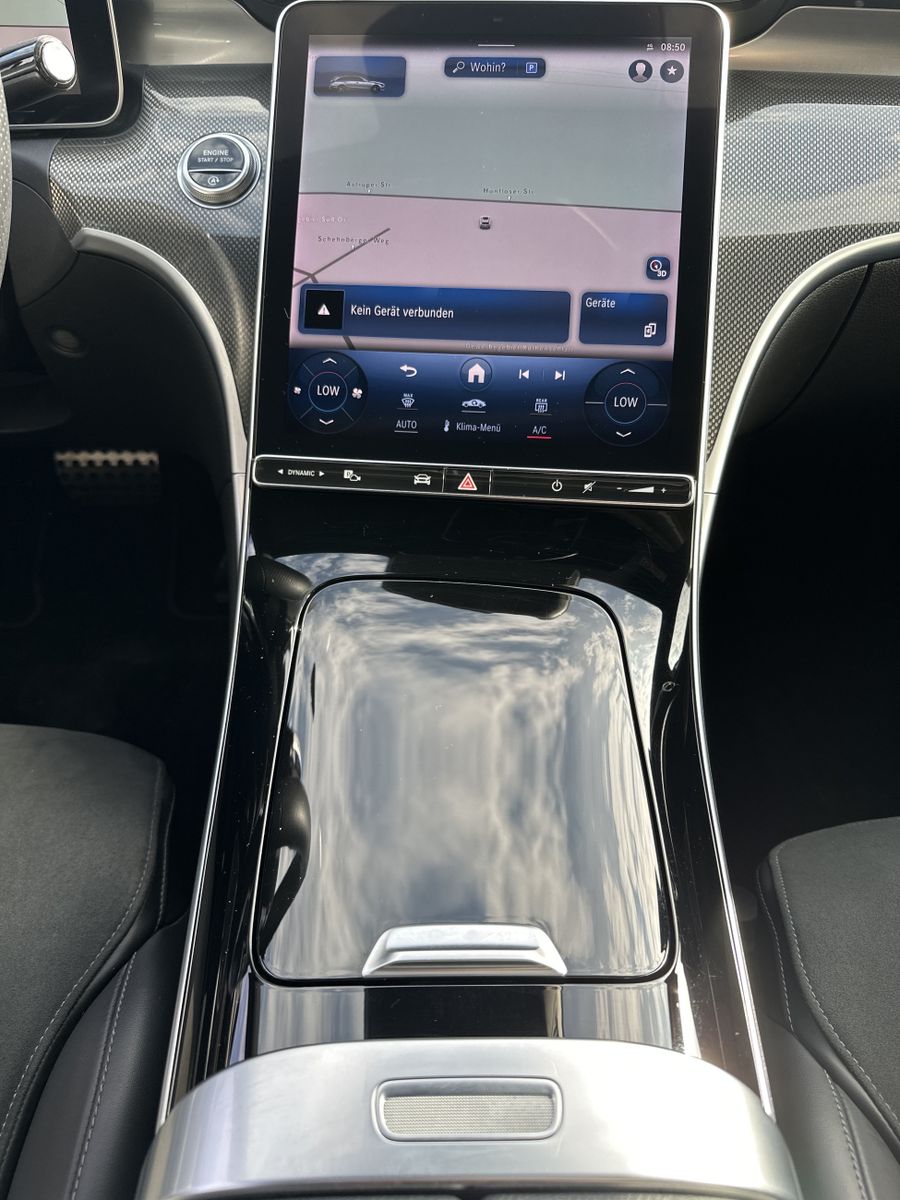 Fahrzeugabbildung Mercedes-Benz C 220d T AMG-Line NAV+LED+ACC+PANO+DISTRONIC+VC