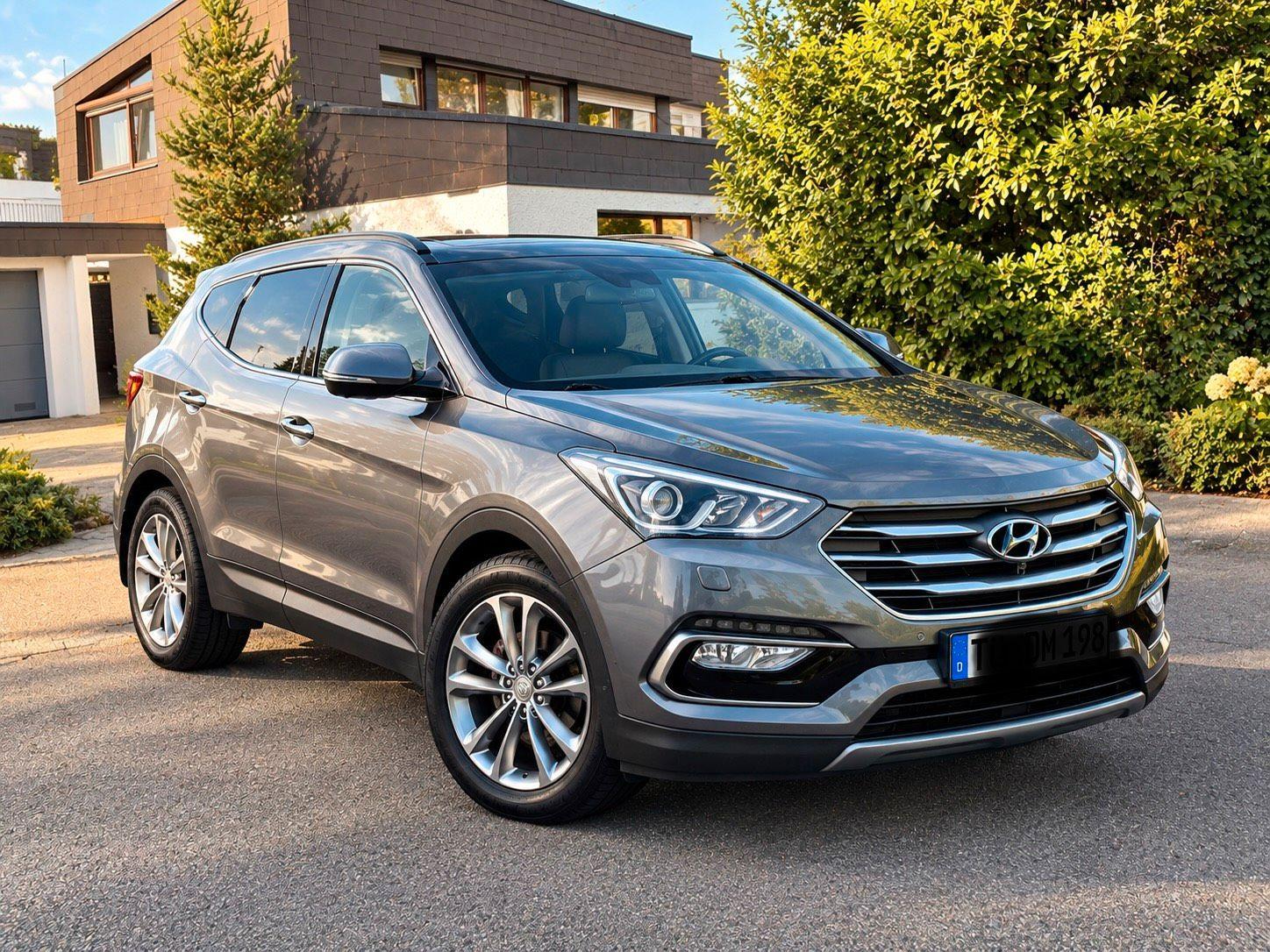 Hyundai SANTA FE