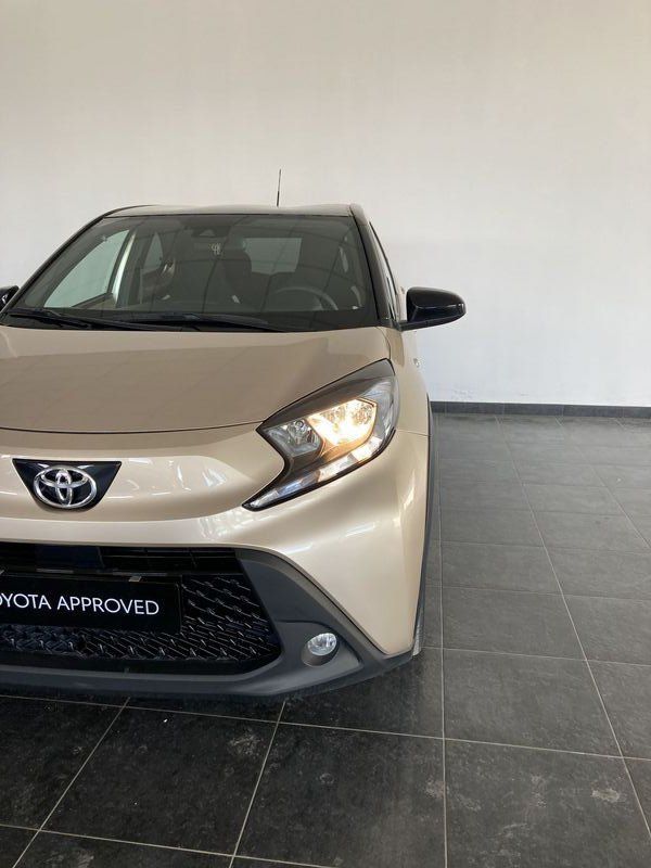 Other Toyota Aygo X Aygo X 1.0 Lounge 72cv imagem 3
