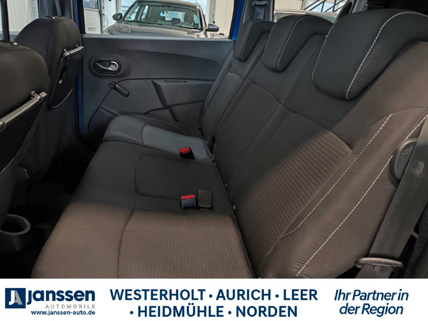 Fahrzeugabbildung Dacia LODGY Comfort TCe 100 GPF 7-Sitzer