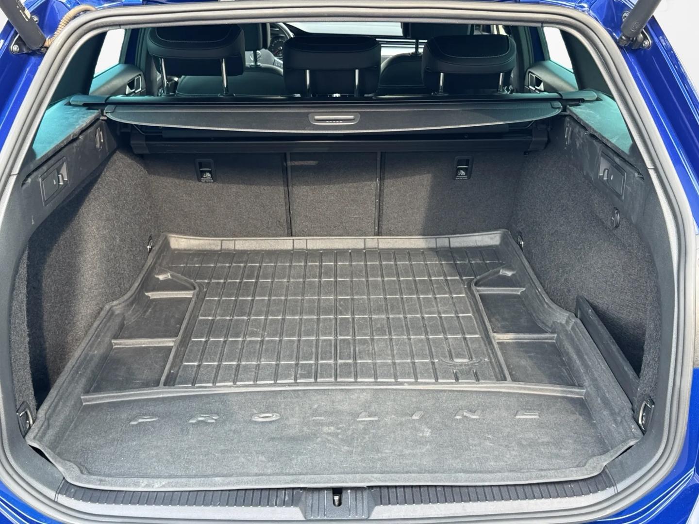 Volkswagen Passat 2.0 TDI R-LINE *LED*NAVI*DCC*, миниатюра 12
