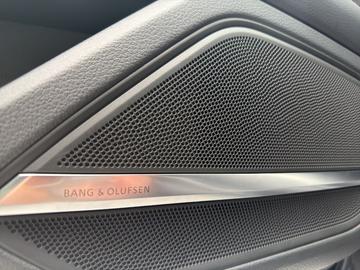 2019 AUDI A8 — миниатюра 13