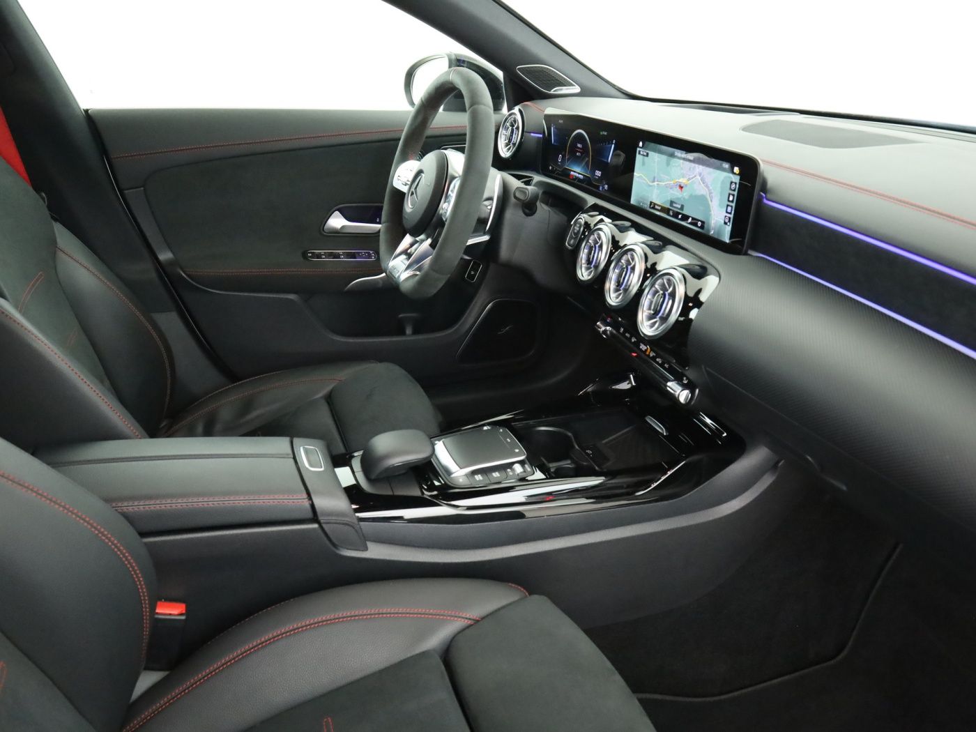 Mercedes-Benz CLA 35 AMG 4M LED Burmester Memory Night Kamera foto 17