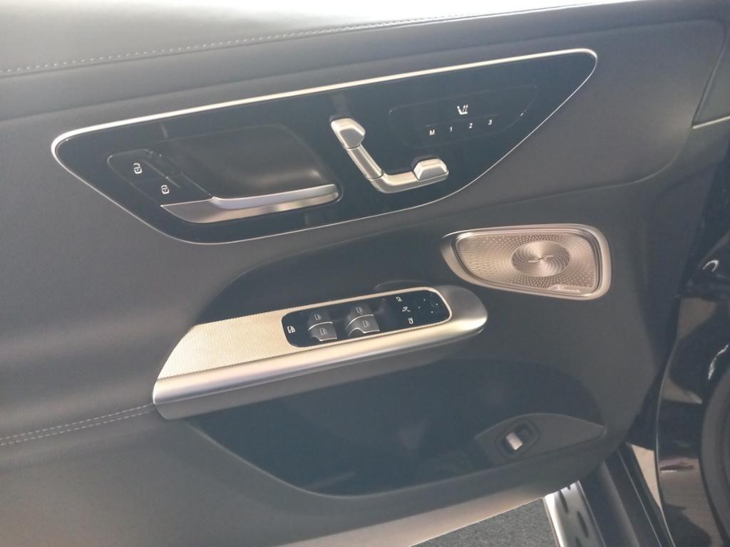 Fahrzeugabbildung Mercedes-Benz GLC 300 d 4M Coupé AMG*AHK*360°*Pano-Dach*LED