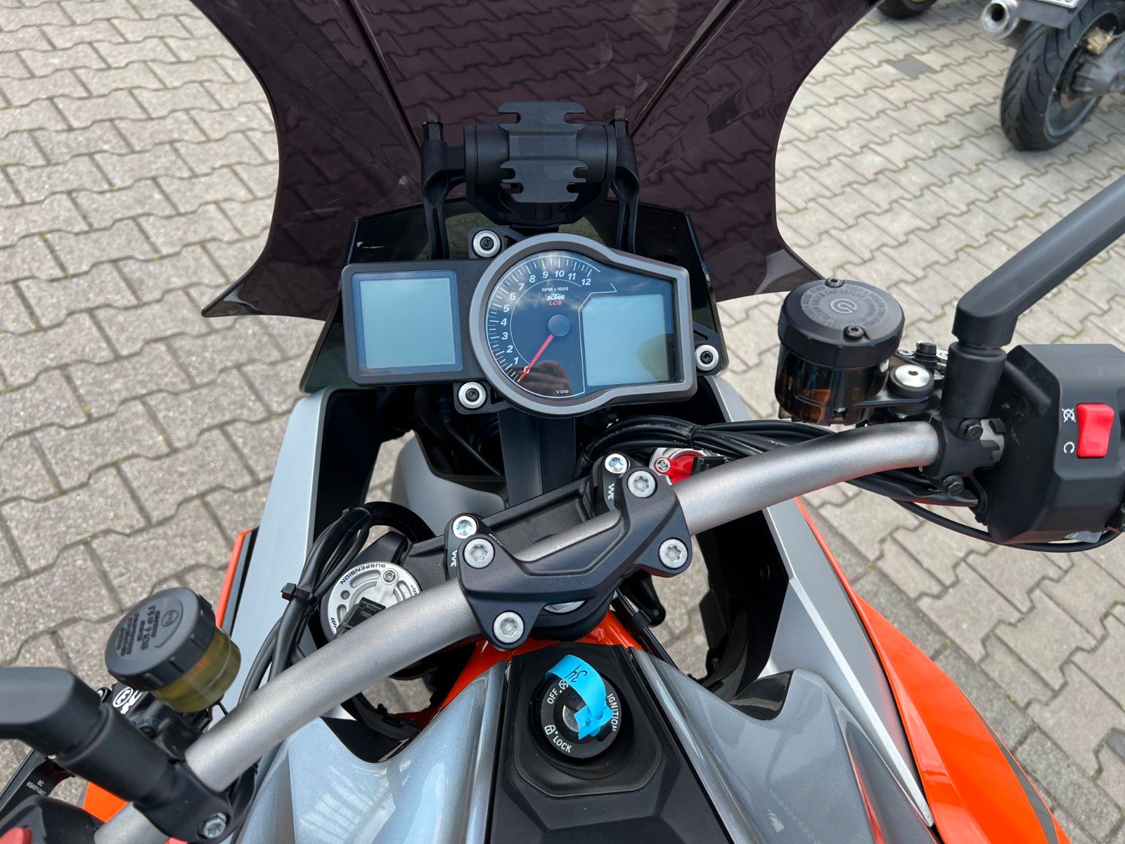 Fahrzeugabbildung KTM SuperDuke 1290 GT TOP Zustand
