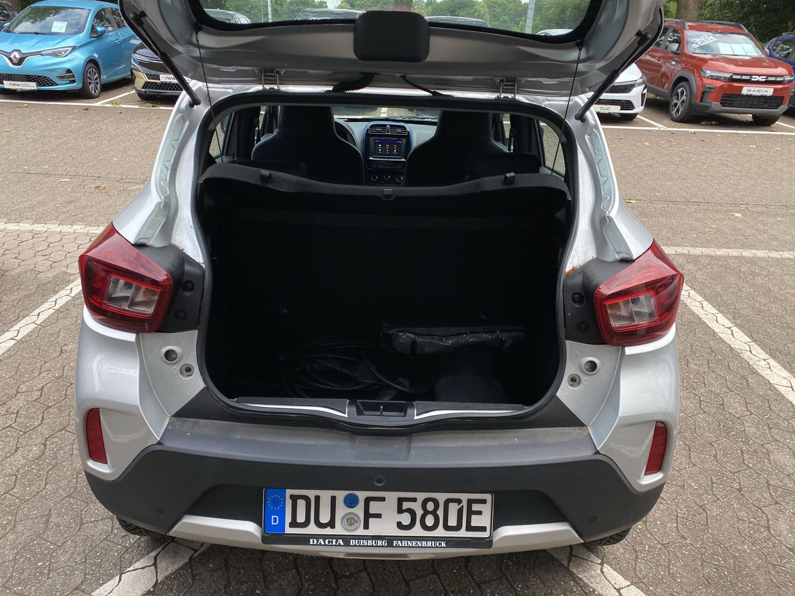 Dacia Spring - Bild 8