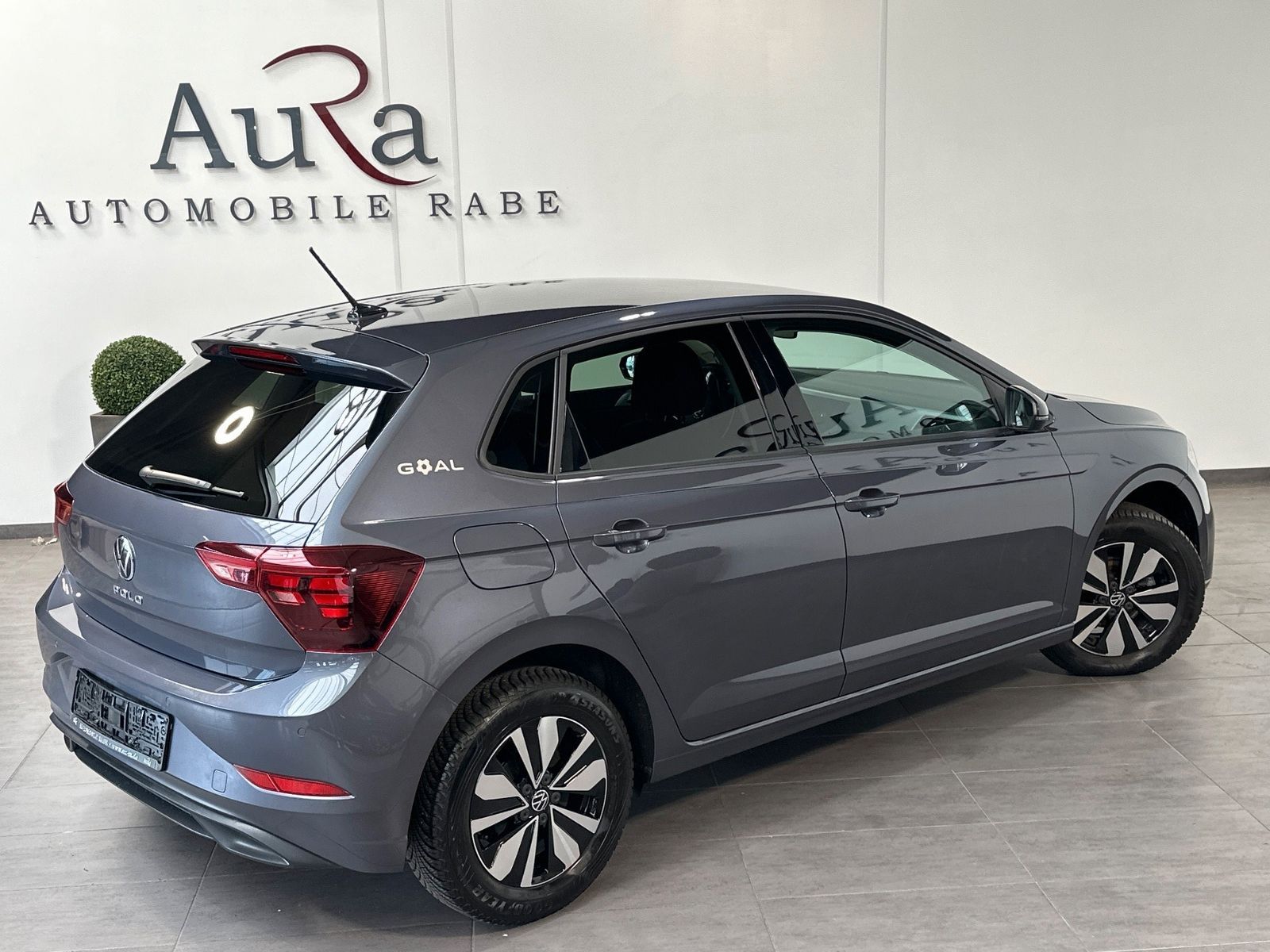 Fahrzeugabbildung Volkswagen Polo 1.0 TSI DSG GOAL LED+SHZ+ACC+CARPLAY+GJR