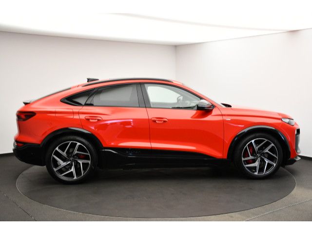 Audi Q6 e-tron - Bild 21