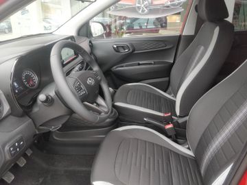 Fahrzeugabbildung Hyundai NEW i10 1.0 Edition 30 PLUS NAVI RFK SHZ