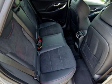 Hyundai i30 1.5 T-GDI N-LINE (140PS) AutomatikKombi
