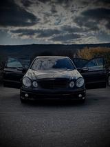 Mercedes-Benz Mercedes w211 e500 - gebrauchte Mercedes-Benz E 500 aus dem Jahr 2002