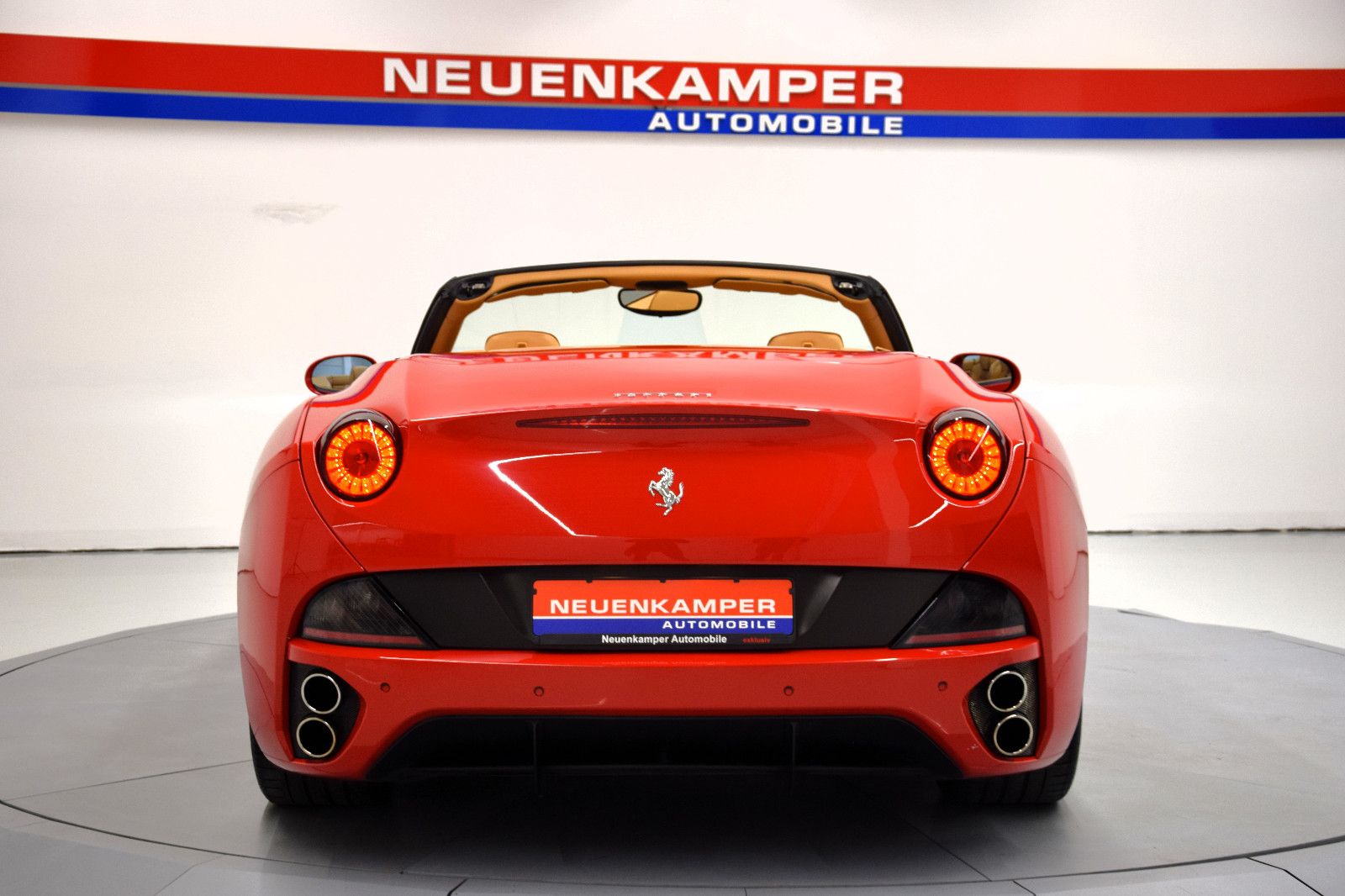 Fahrzeugabbildung Ferrari California 4.3 V8 Leder beige Navi Xenon PDC 2.H