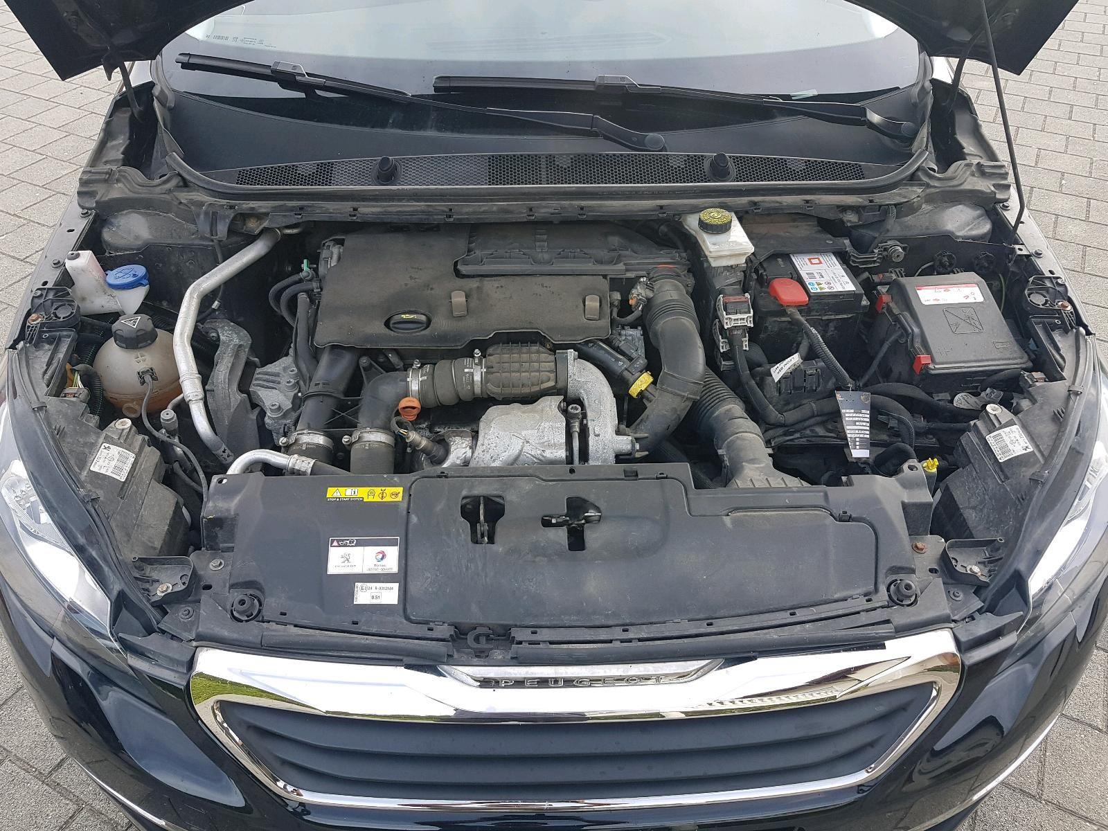 Peugeot 308 2015 — photo 10