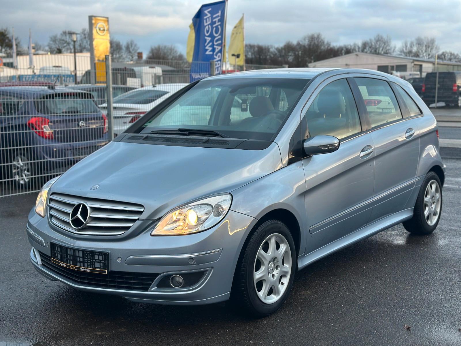 Mercedes-Benz B 200 AUTOMATIK/ALLWETTEREIFEN/PDC V+H/HU 10-27
