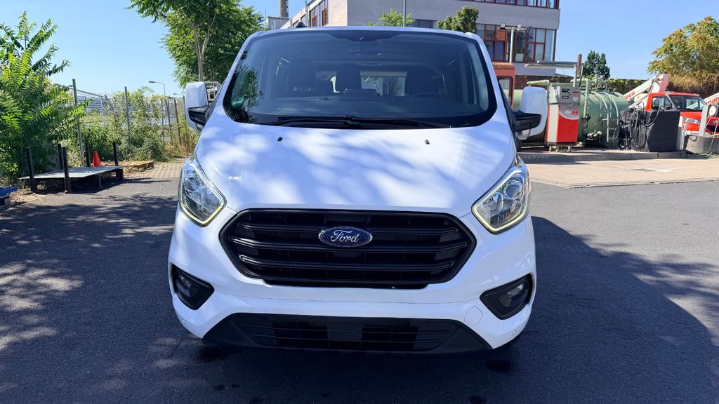 Image of Ford Transit Custom