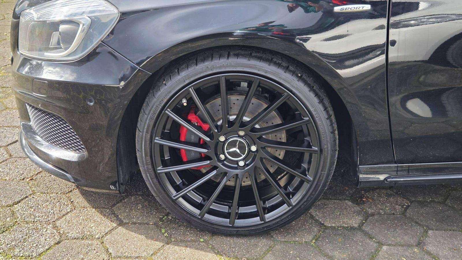 Mercedes-Benz A 250 A 250 Sport