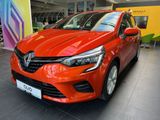 Renault Clio INTENS E-TECH 140 PS - Renault Clio in Halle