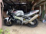 Aprilia RSV 1000/Tuono - APRILIA RS 1000