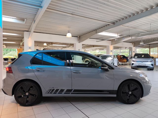 Golf VIII 2.0 TDI DSG *19"*APP*Navi*ACC*Winter*