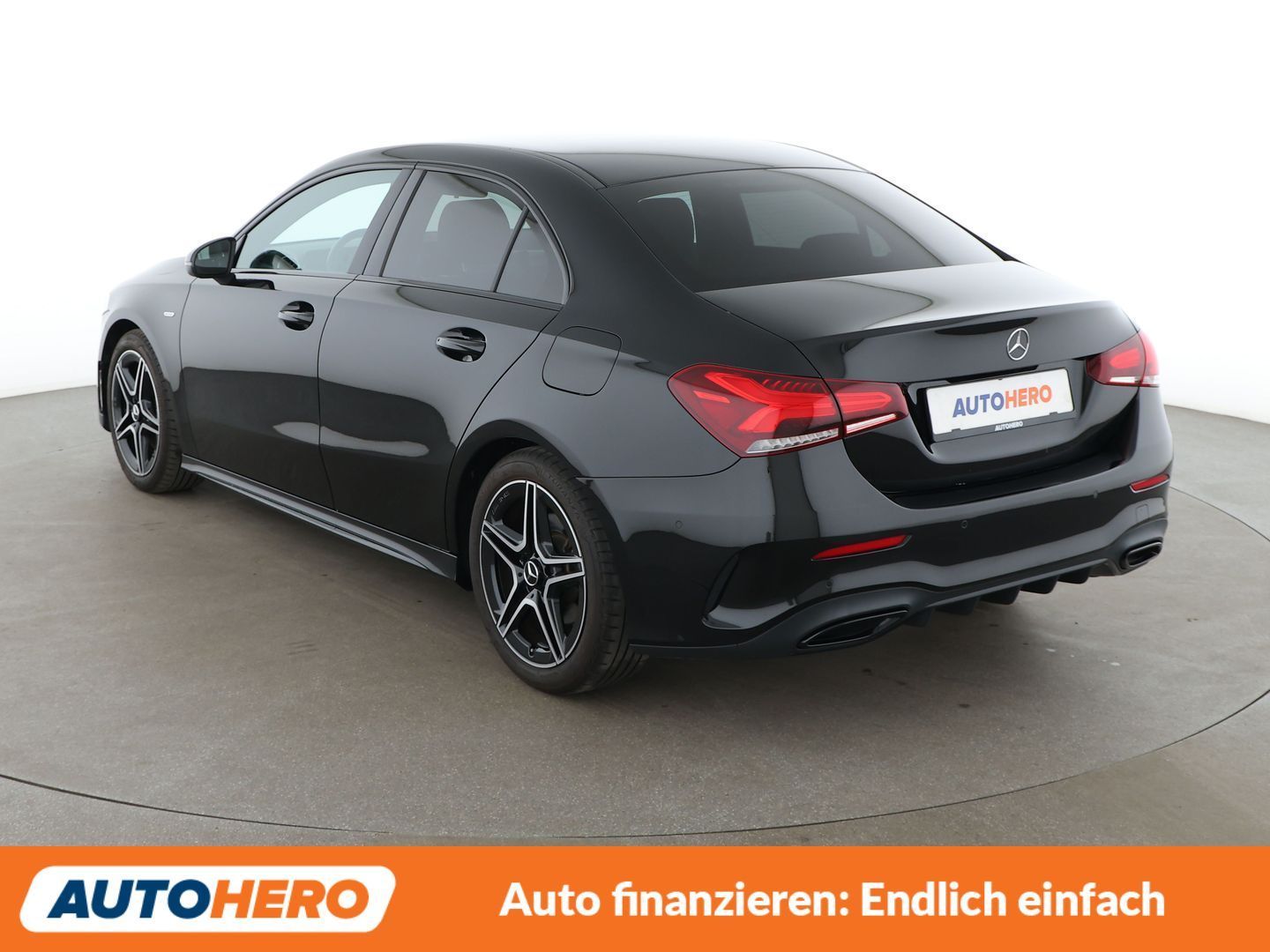 Mercedes-Benz A 200 Edition 2021 AMG Line NAVI PDC TEMPO foto 4