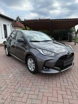Mazda 2 Hybrid TÜV neu Standheizung Klima Sitzheizung  - Mazda 2 Hybrid von privat