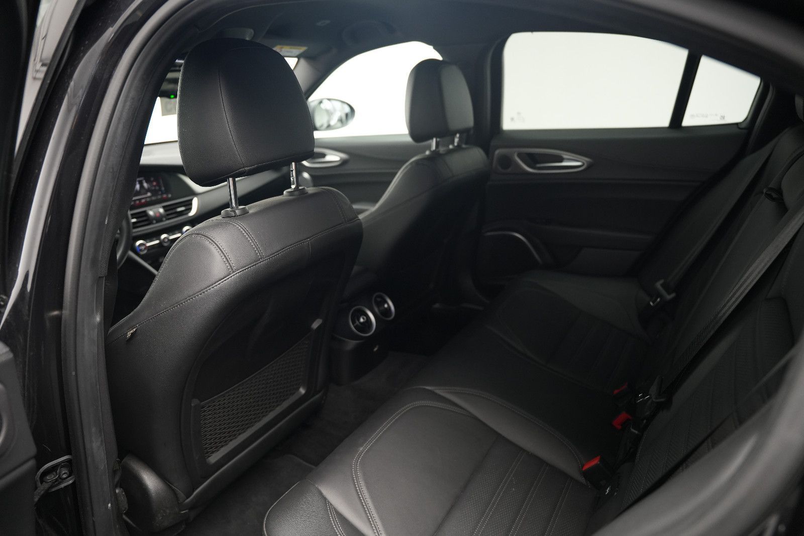 Fahrzeugabbildung Alfa Romeo Giulia Veloce *Harman&Kardon*Memory*Kamera*Navi