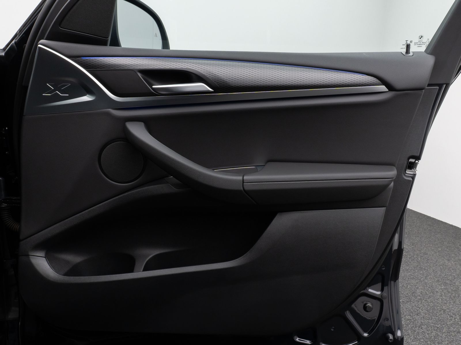 Fahrzeugabbildung BMW X3 xD20i M Sport Panorama Kamera HiFi DAB 19Zoll