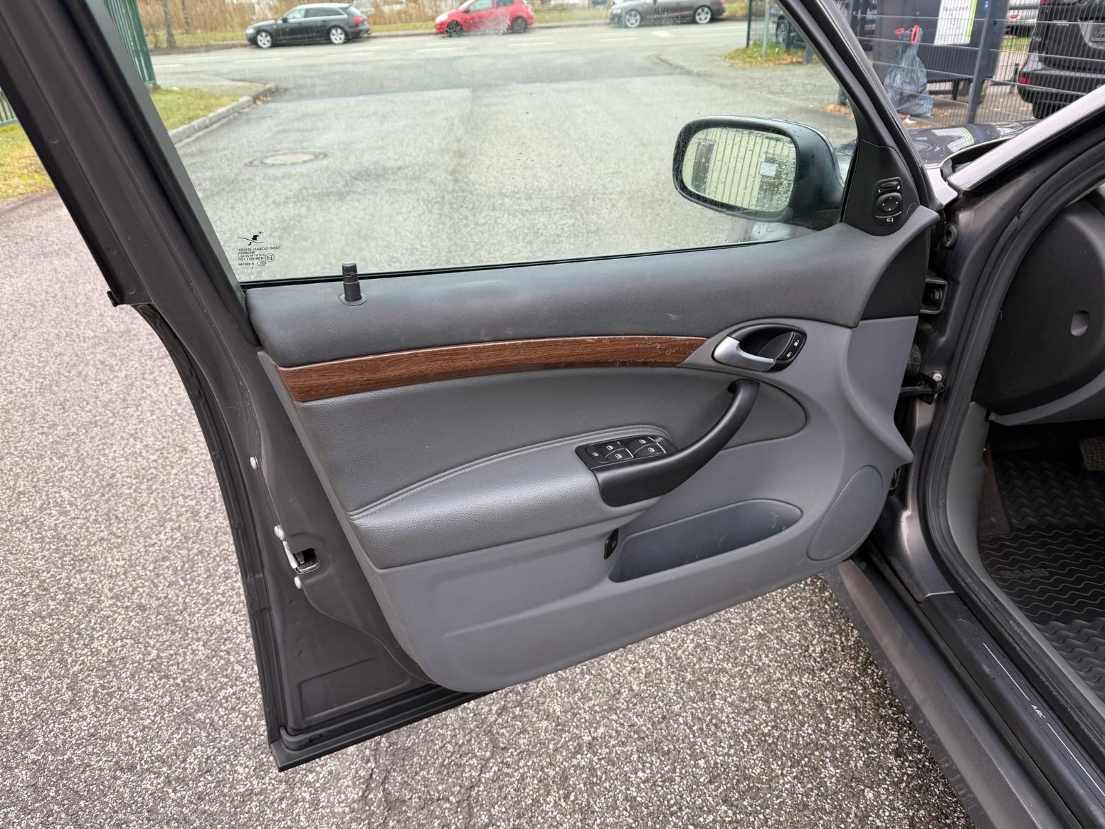 Saab 9-3 2006 — photo 7