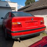 BMW E36 318is Coupe 1992 Brilliantrot - BMW 318 aus 1992: 318i E36