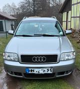 Audi A6 Avant - Audi A6 aus 2002 mit Benzin-Antrieb: Kombi