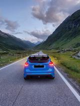 Ford Focus 2,3 Top Zustand Blue & Black RS - Ford Focus RS-Blue-&-Black mit Benzin-Antrieb
