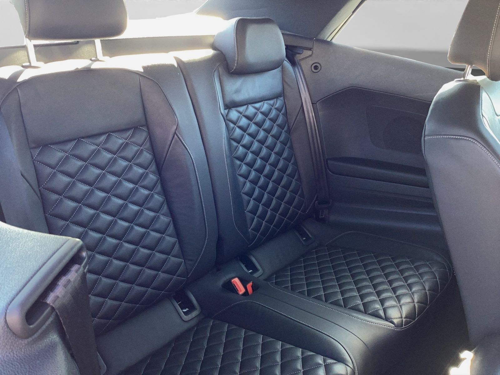 Volkswagen T-Roc - Bild 6