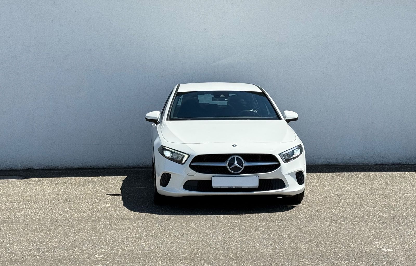 MERCEDES-BENZ A 200/XENON/NAVI/LEDER/R-KAM/WIDESCREEN/MFL/TOP